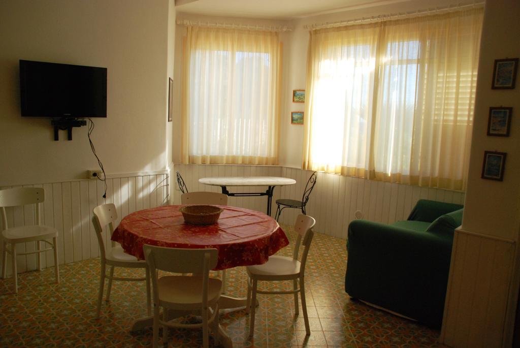 Taormina Isola Bella Apartment - Taormina Holidays エクステリア 写真