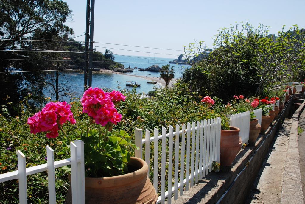 Taormina Isola Bella Apartment - Taormina Holidays エクステリア 写真
